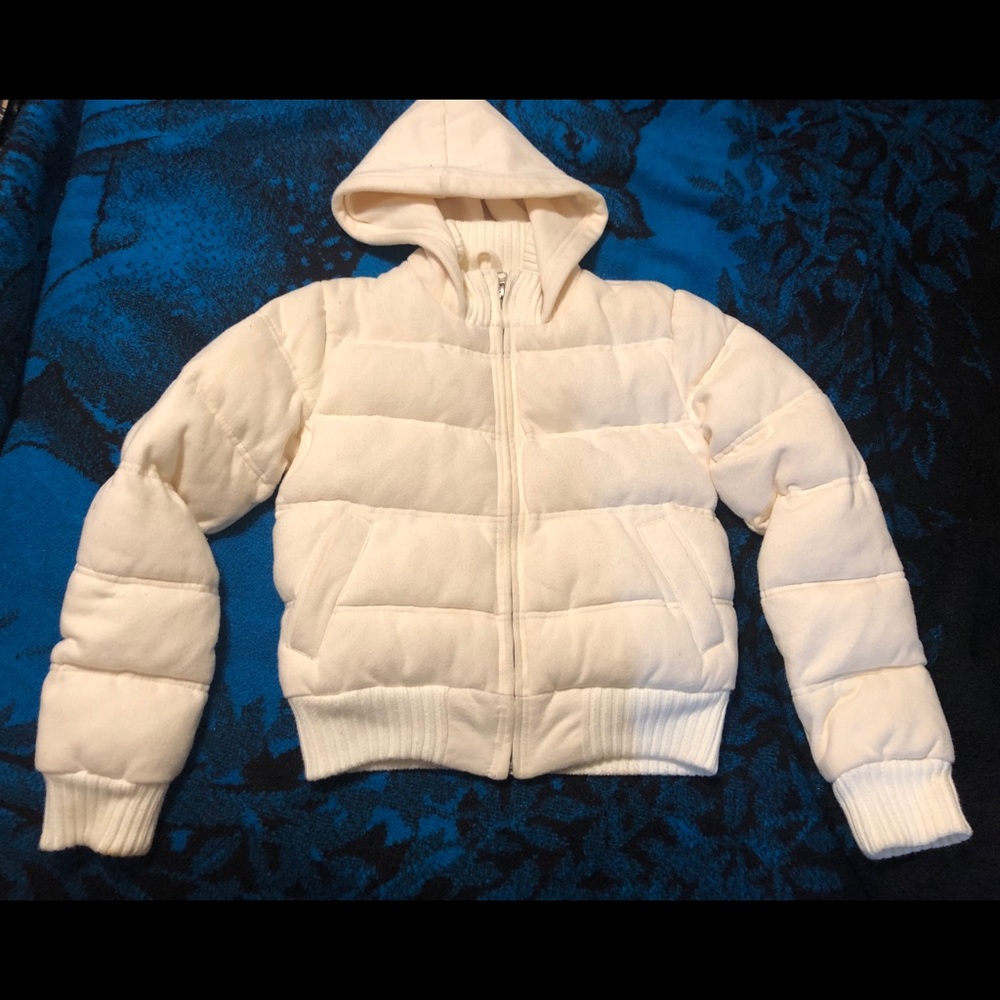 White puffer jacket